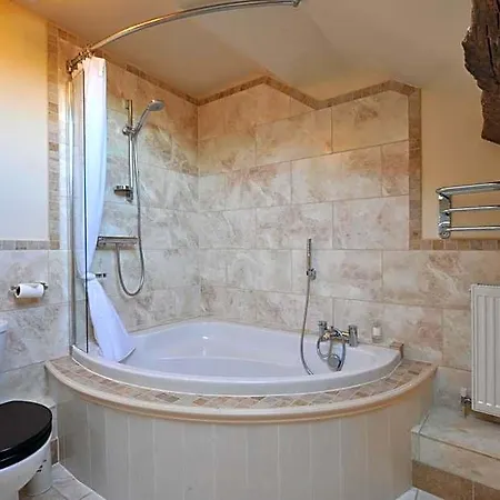 Priory Hotel