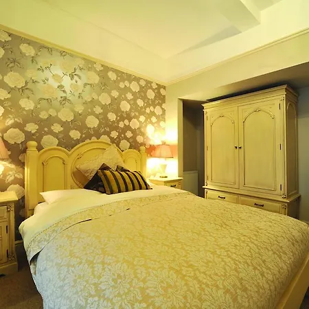Hotel Priory